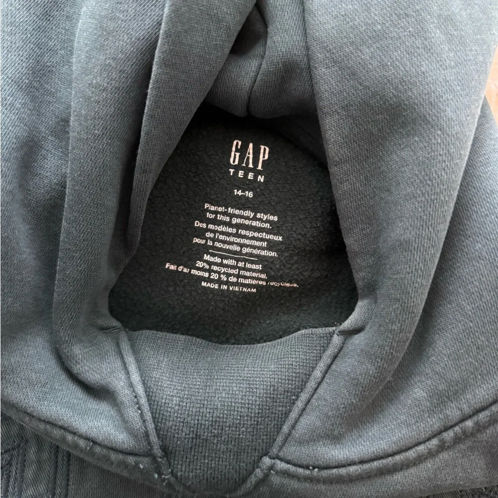 GAP Green Hoodie - Picture 4 of 4